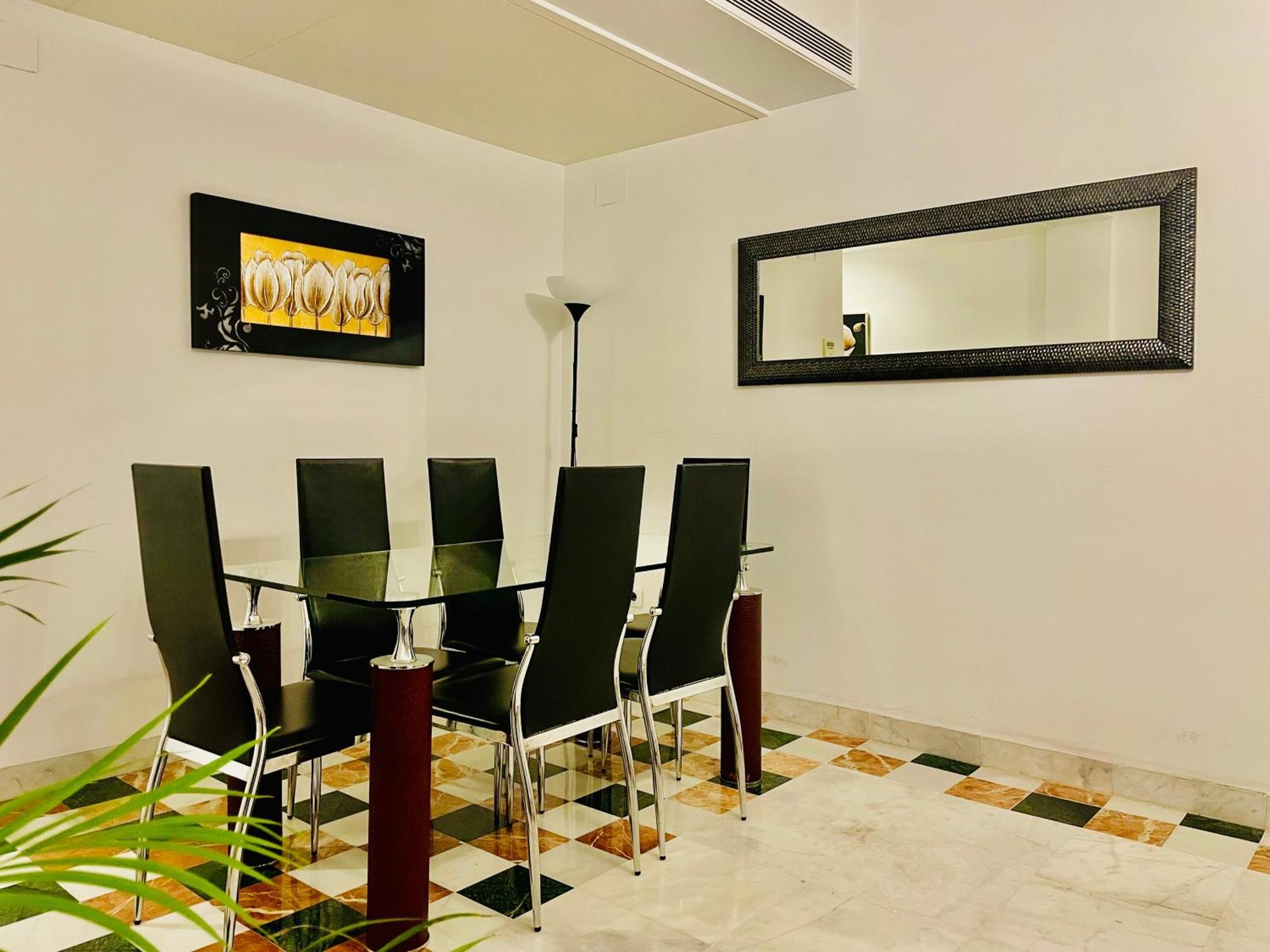 Entrecatedrales Suite Σεβίλλη Εξωτερικό φωτογραφία